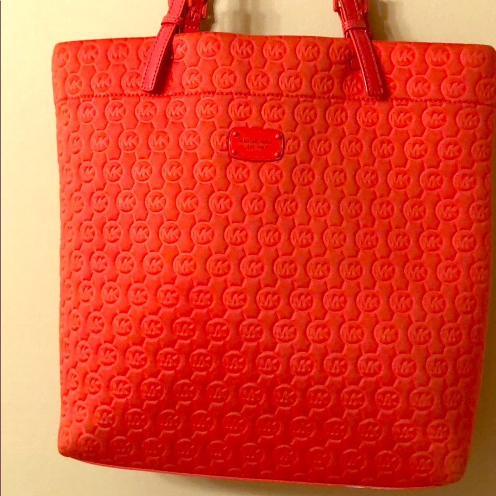 Michael Kors monogram red soft tote ❤️